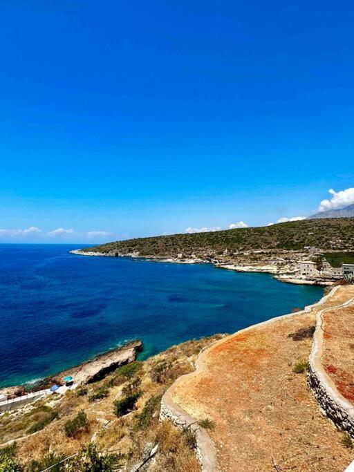 Villa Cliffside Cozy W/ Seaviews