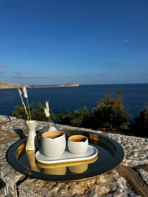 Cliffside Cozy W/ Seaviews Villa *
