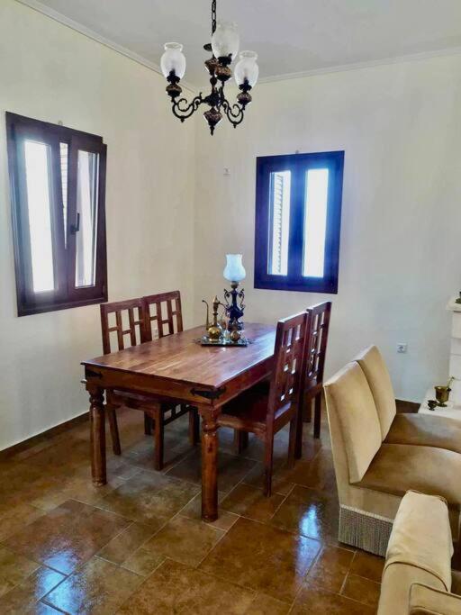 Villa Cliffside Cozy W/ Seaviews *